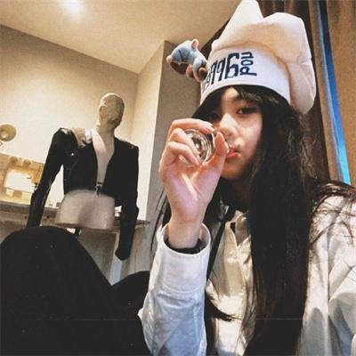 珍珠耳环